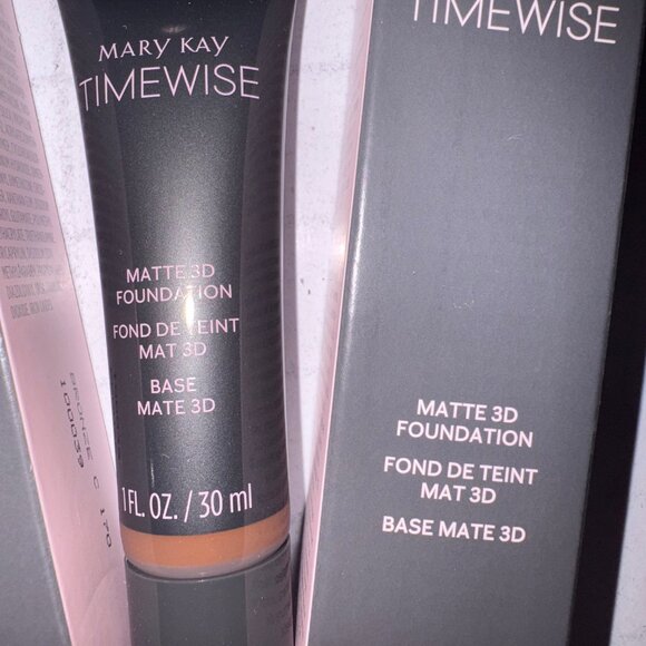 2 X Mary Kay TimeWise Matte 3D Foundation 1 fl. oz. Bronze C 170 - Picture 3 of 3